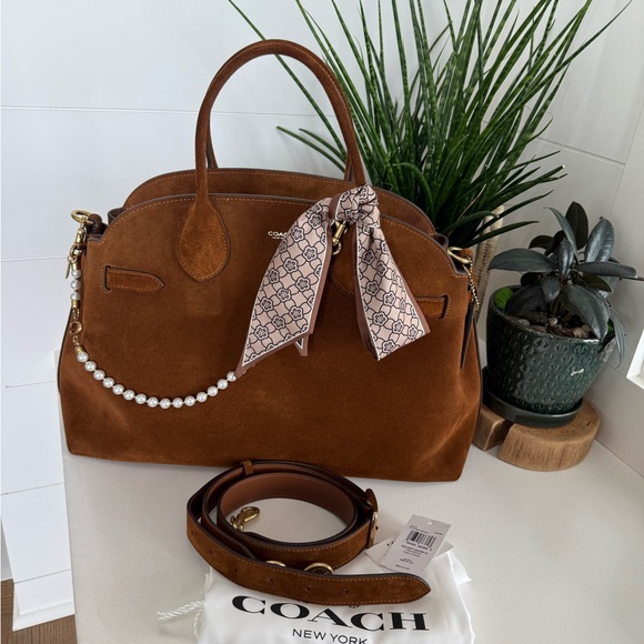 Coach Brown Suede Empire 40 - Picture 1 of 16